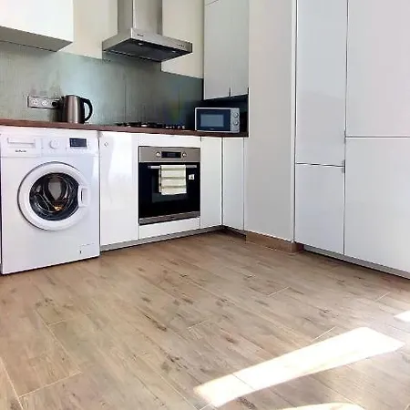 Apartment 1br & Living Downtown Chisinau