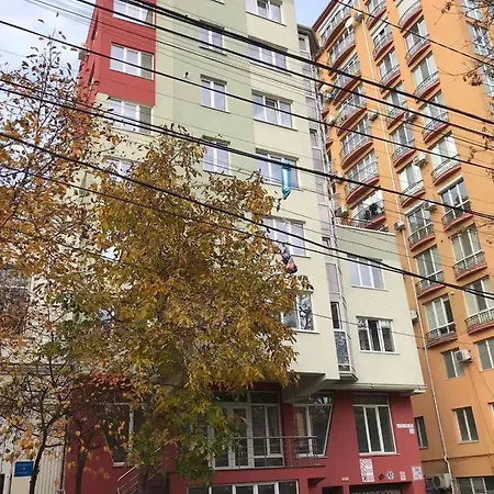1br & Living Downtown * Chisinau